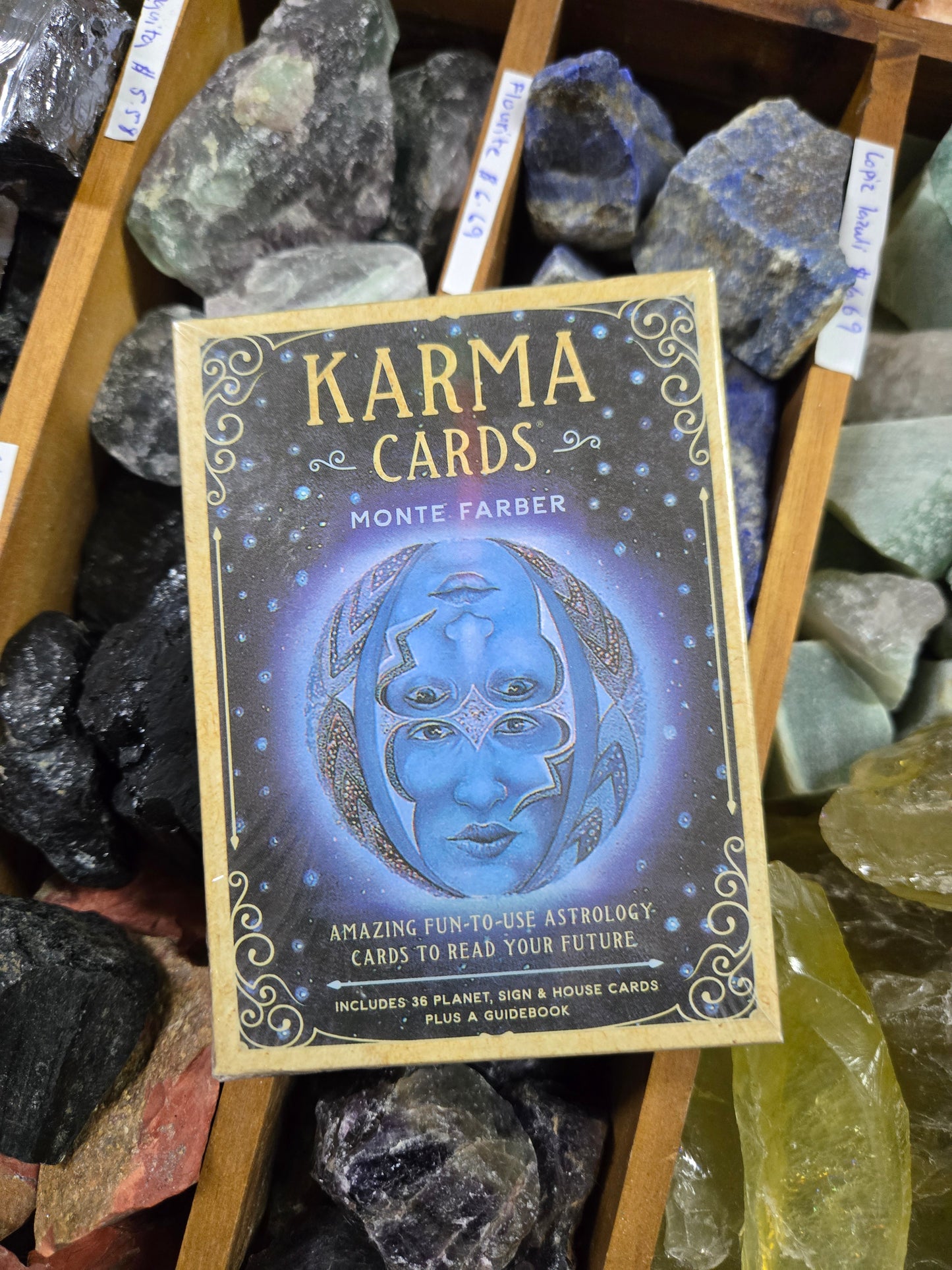 Oracles and Tarots
