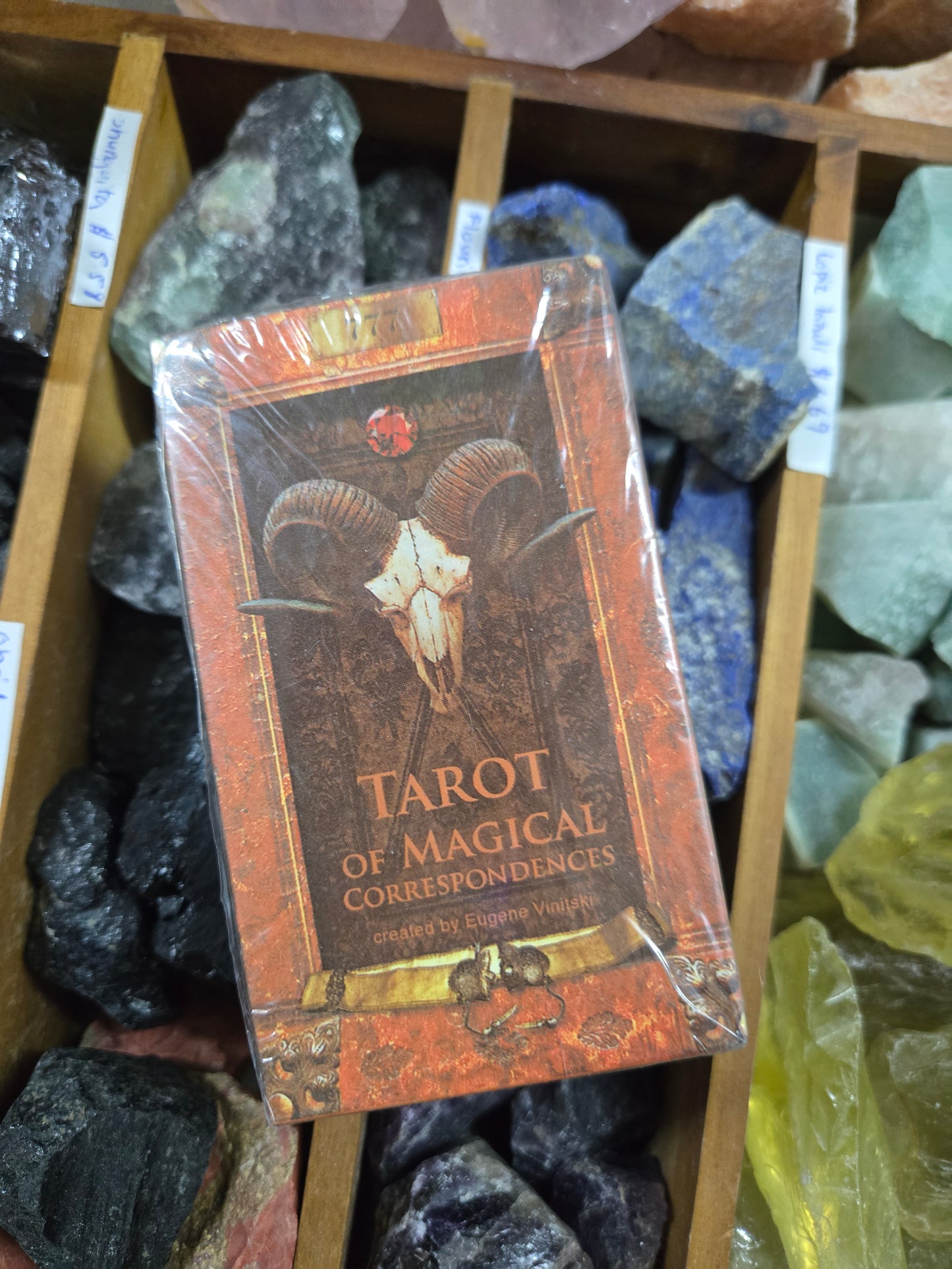 Oracles and Tarots