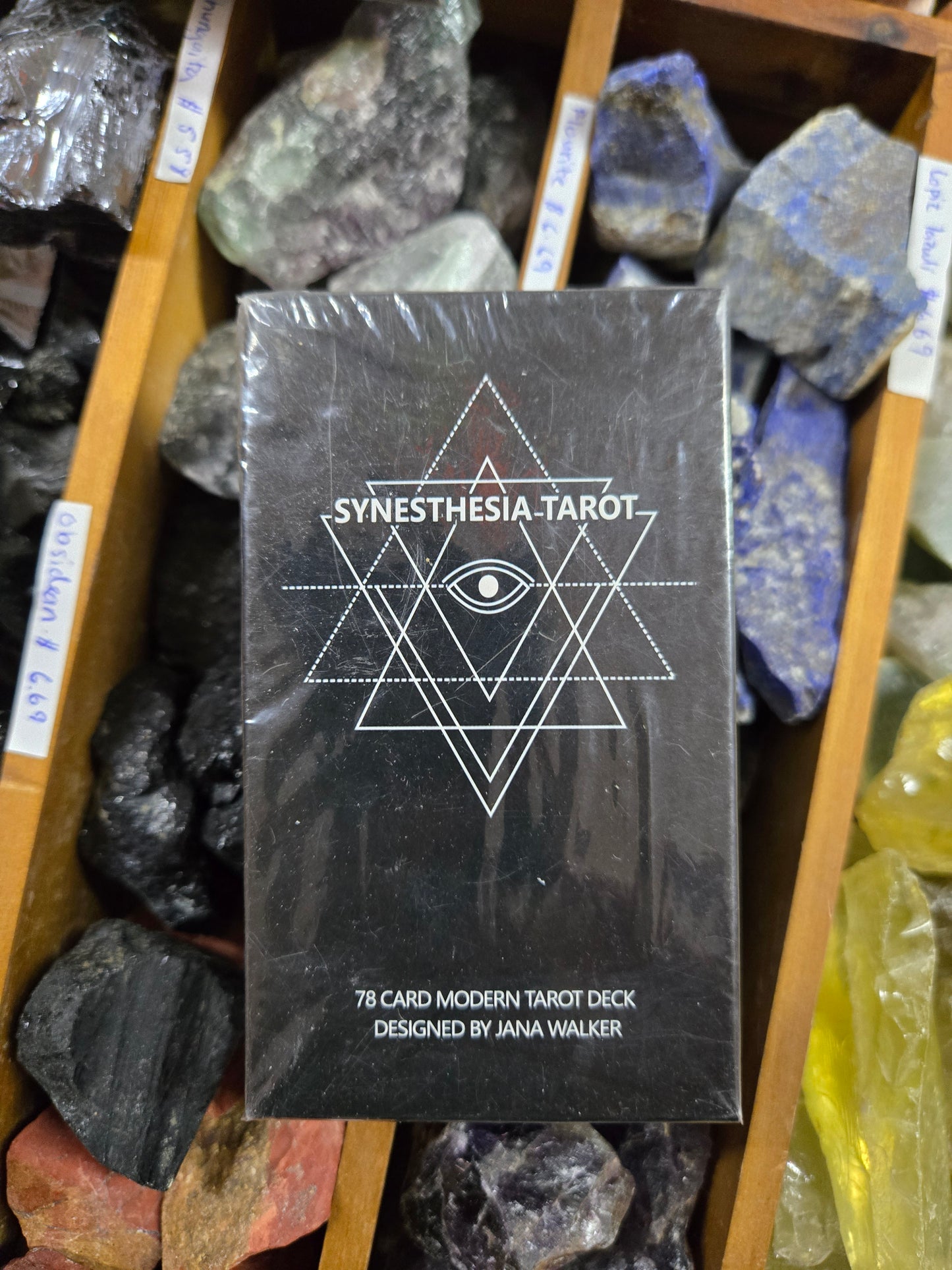 Oracles and Tarots