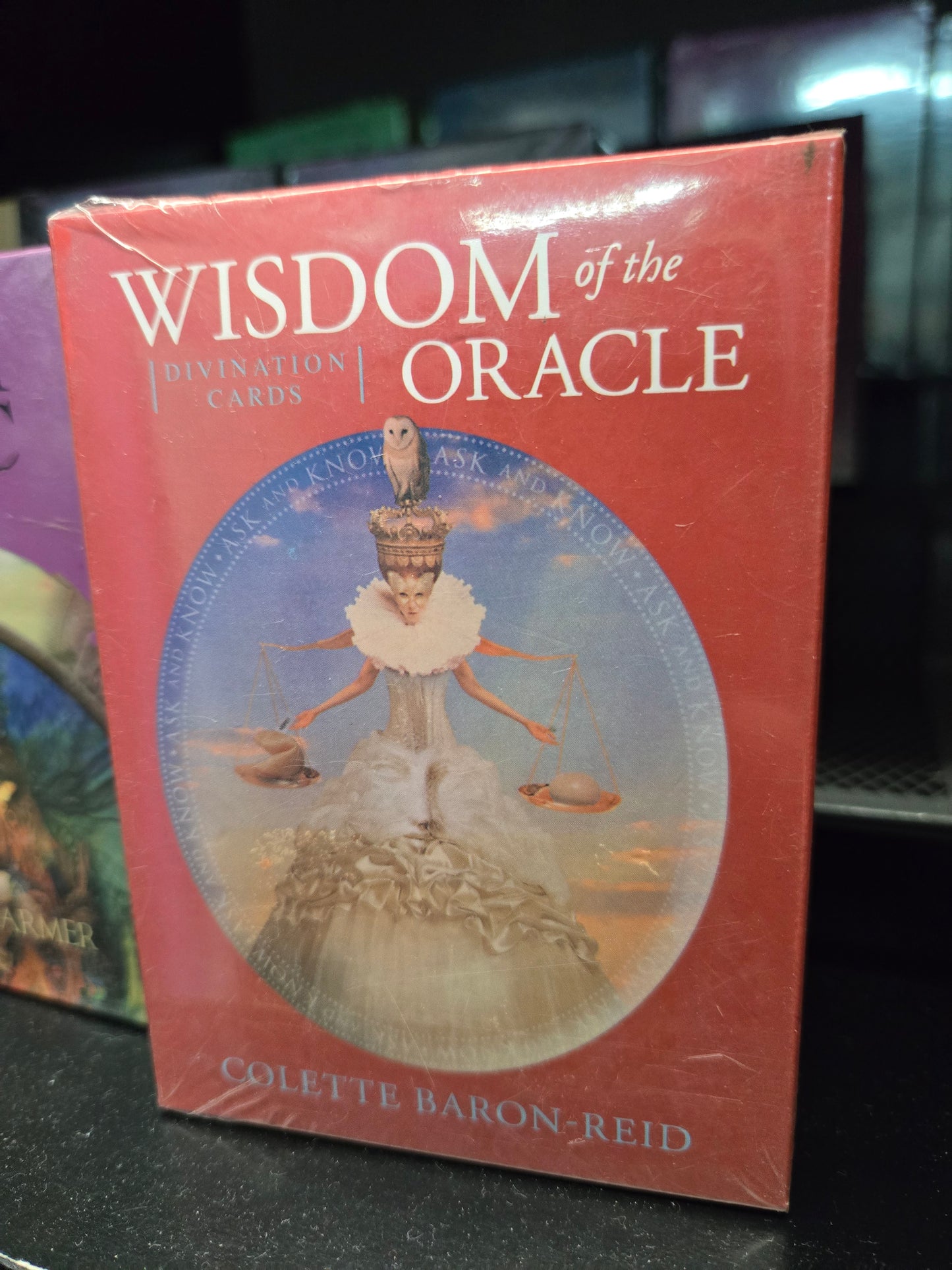 Oracles and Tarots