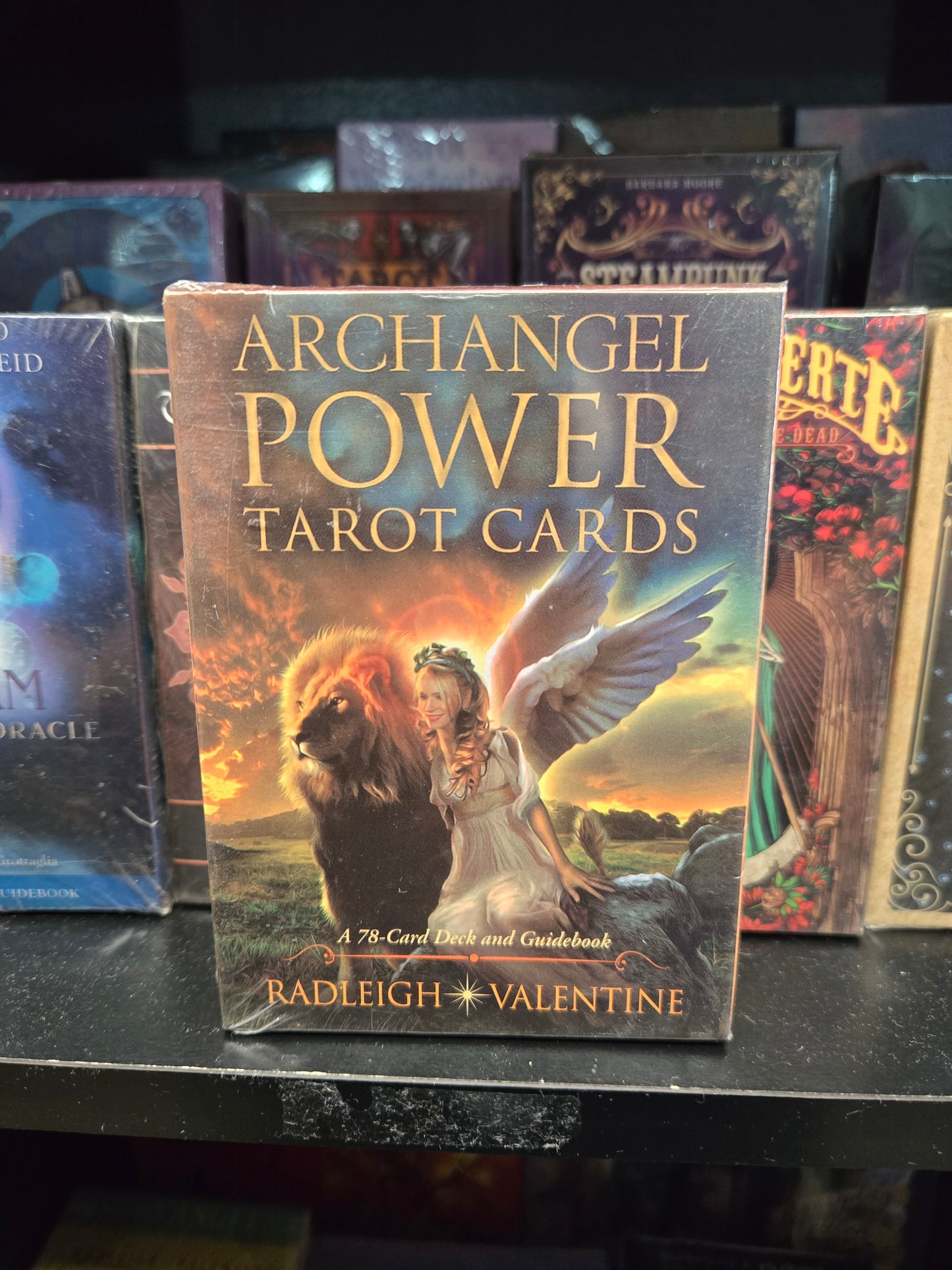 Oracles and Tarots