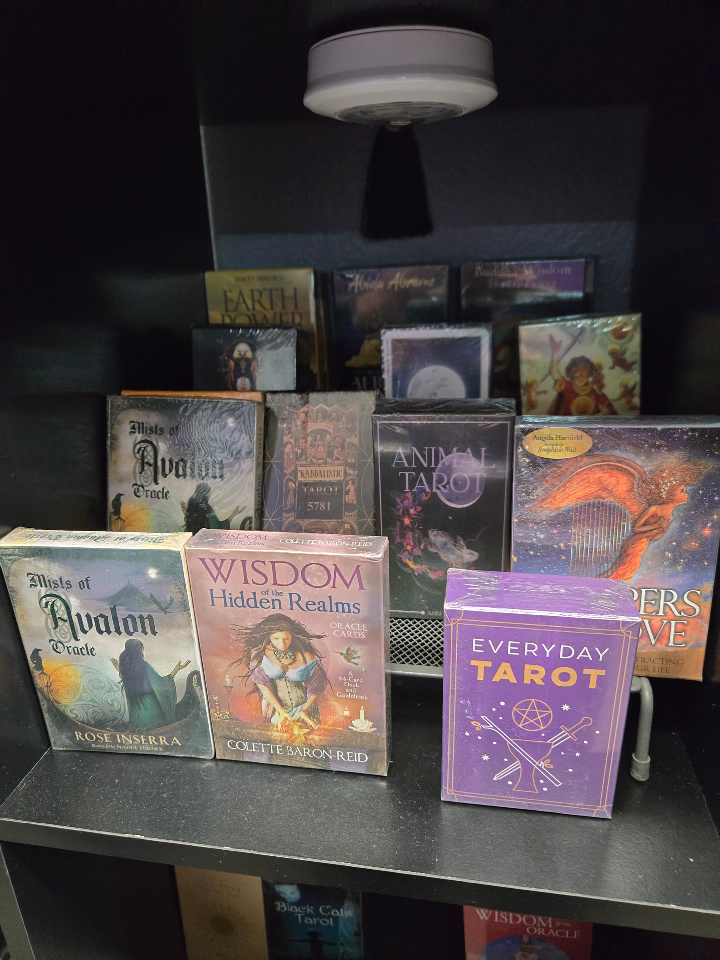Oracles and Tarots
