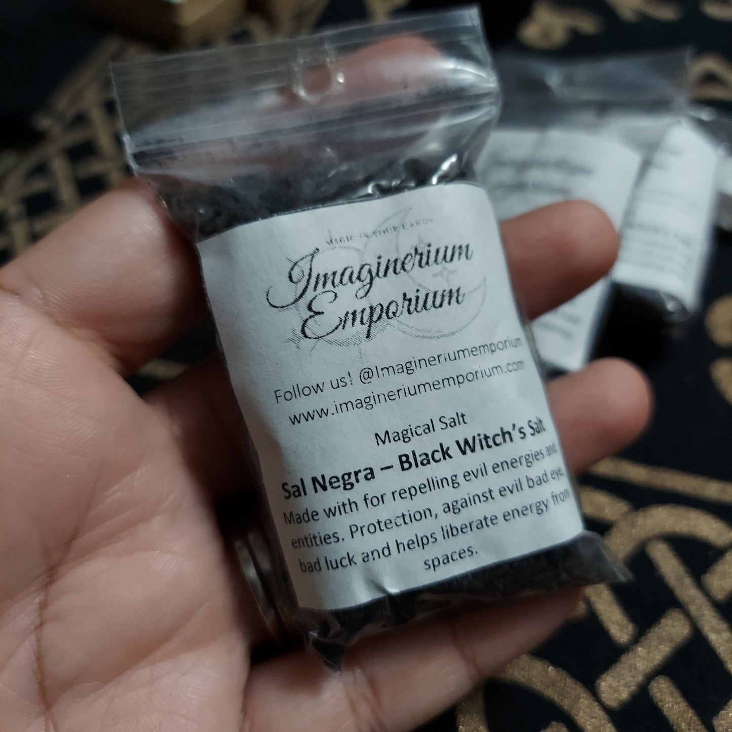 Magical Powders and Salts - Witches Black Salt