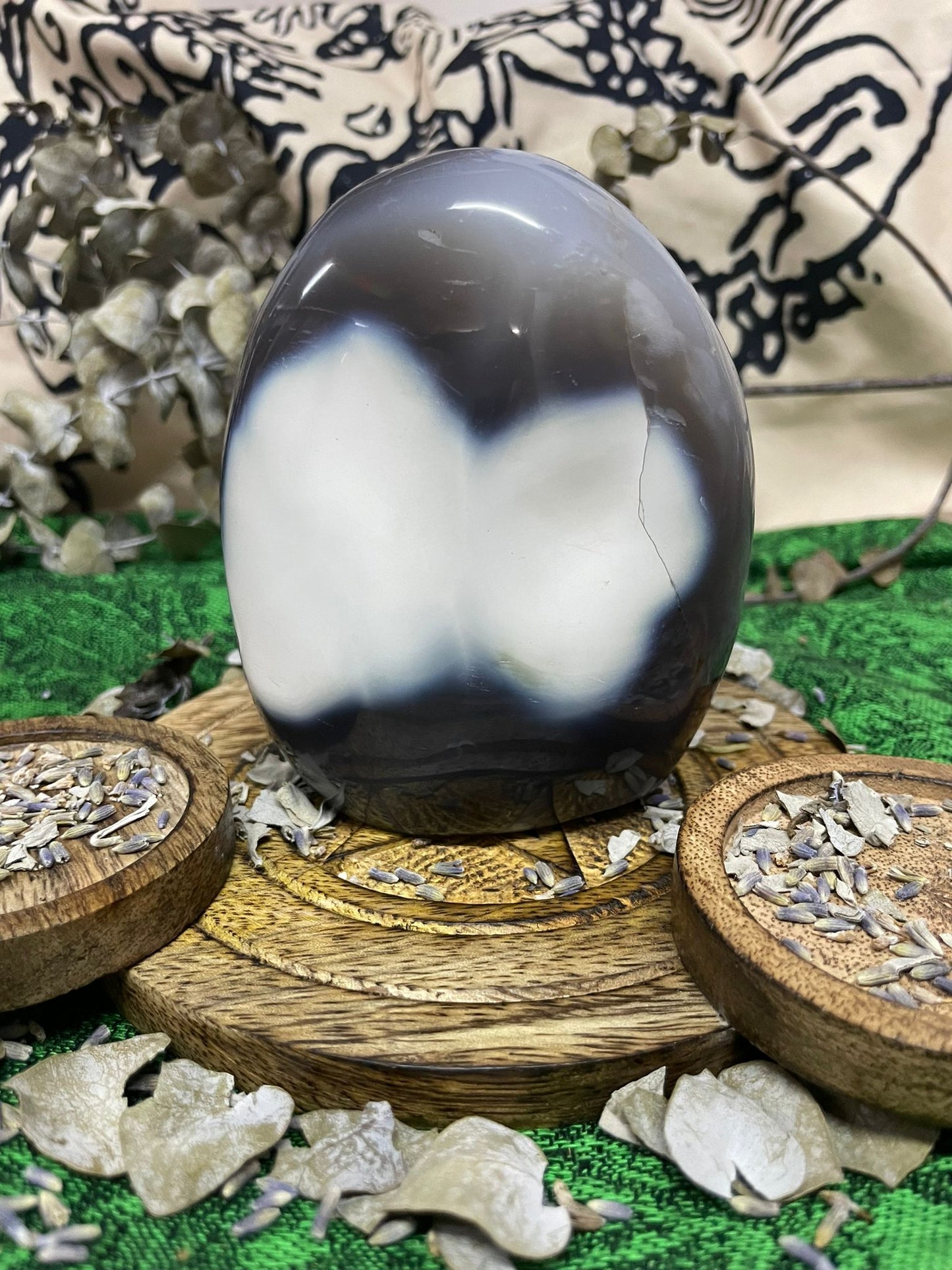 Orca Agate Spheres & Freeforms